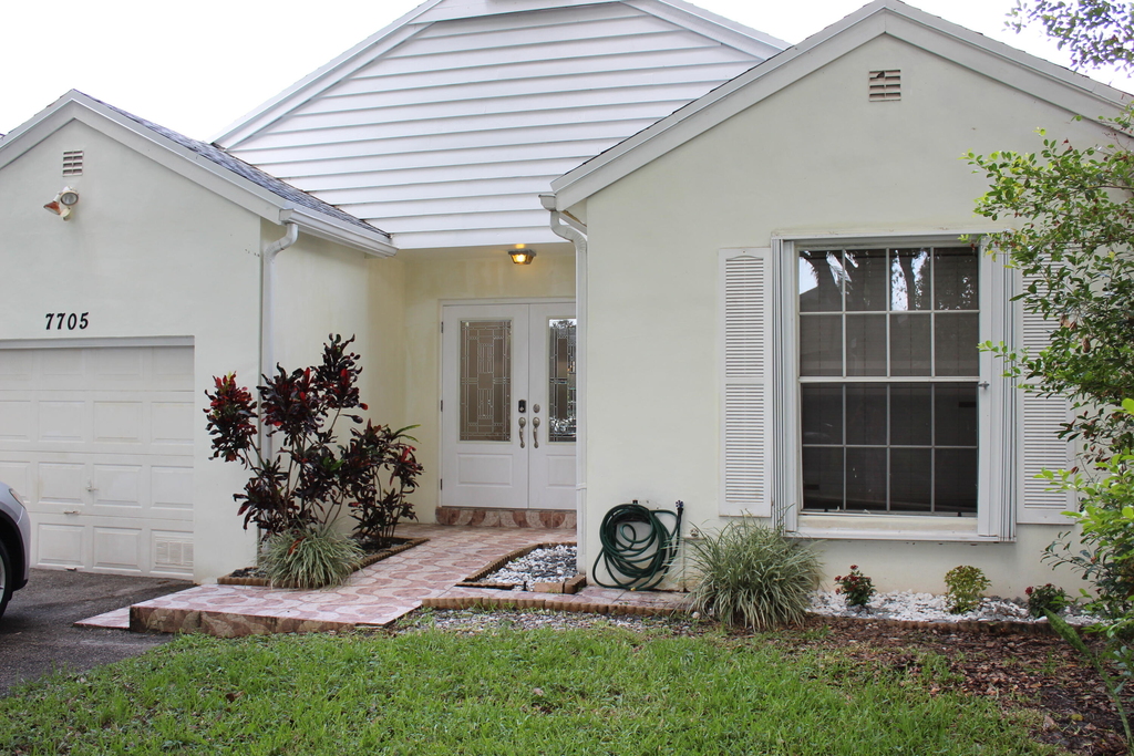 7705 Forest Green Lane - Photo 17