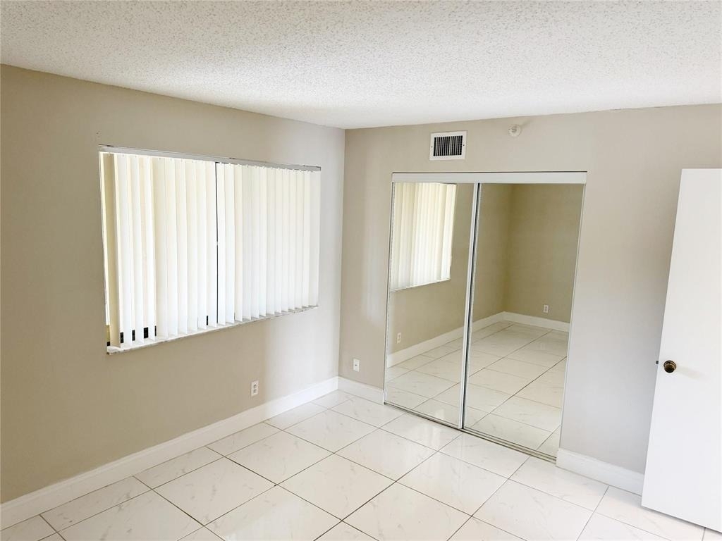 2788 Tennis Club Drive - Photo 19