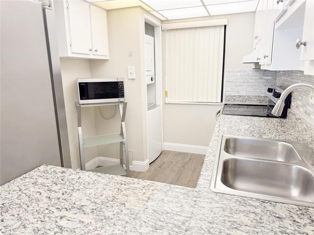 2788 Tennis Club Drive - Photo 6