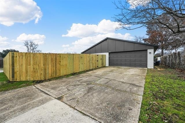 4940 Watkins Drive - Photo 21