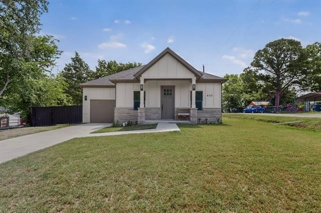 400 Kenny Drive - Photo 1
