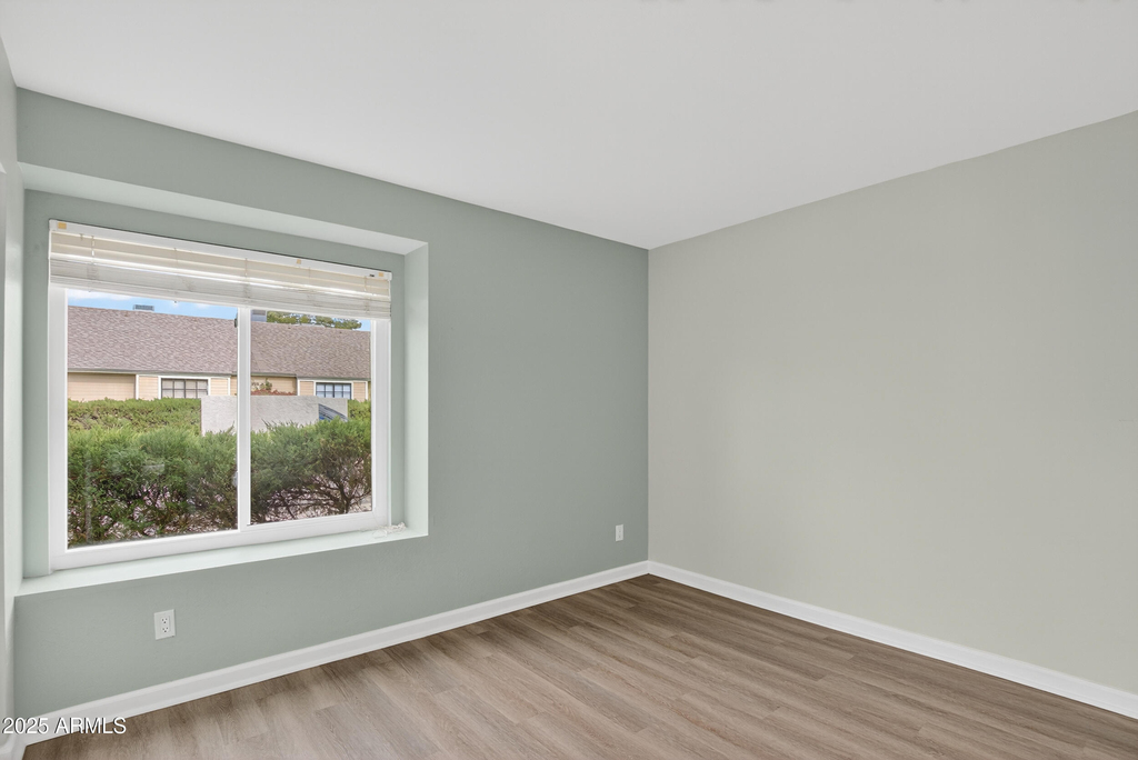 2455 E Broadway Road - Photo 7