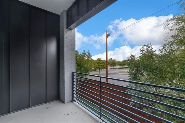 2733 Merrimac Street - Photo 9