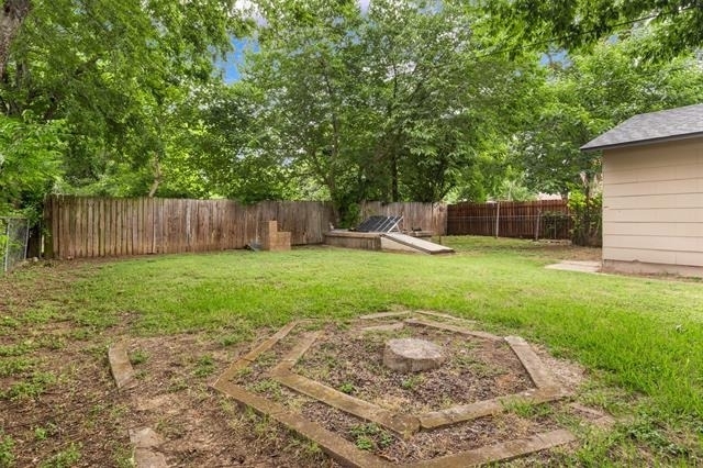 829 Yale Street - Photo 10