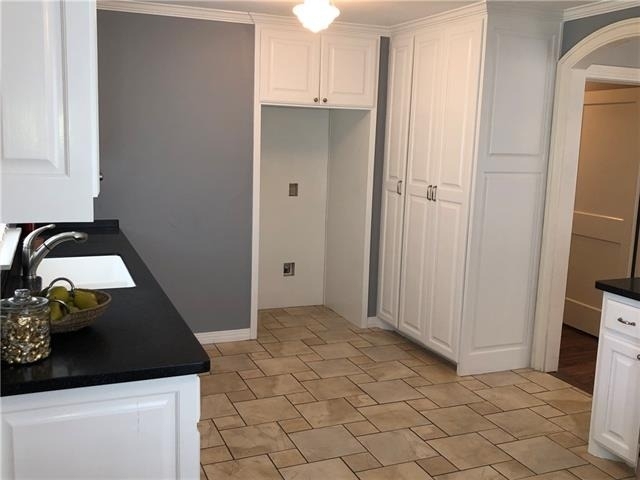 6215 Kenwood Avenue - Photo 12