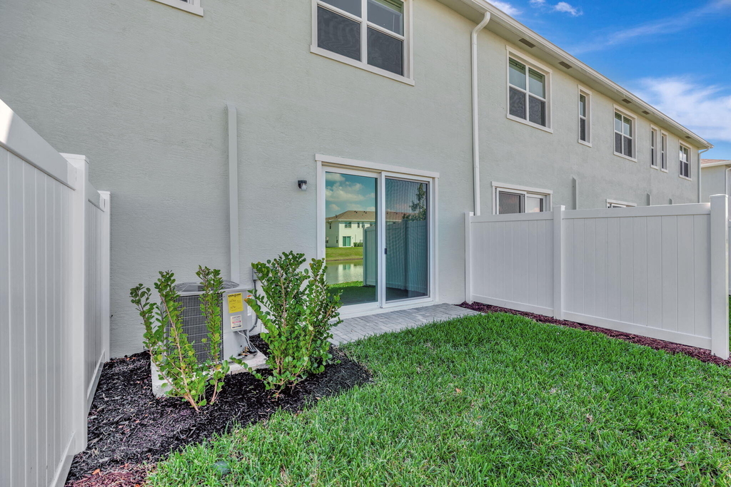 539 Se Rivergrass Street - Photo 25