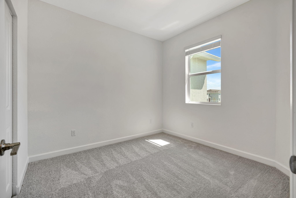 539 Se Rivergrass Street - Photo 19