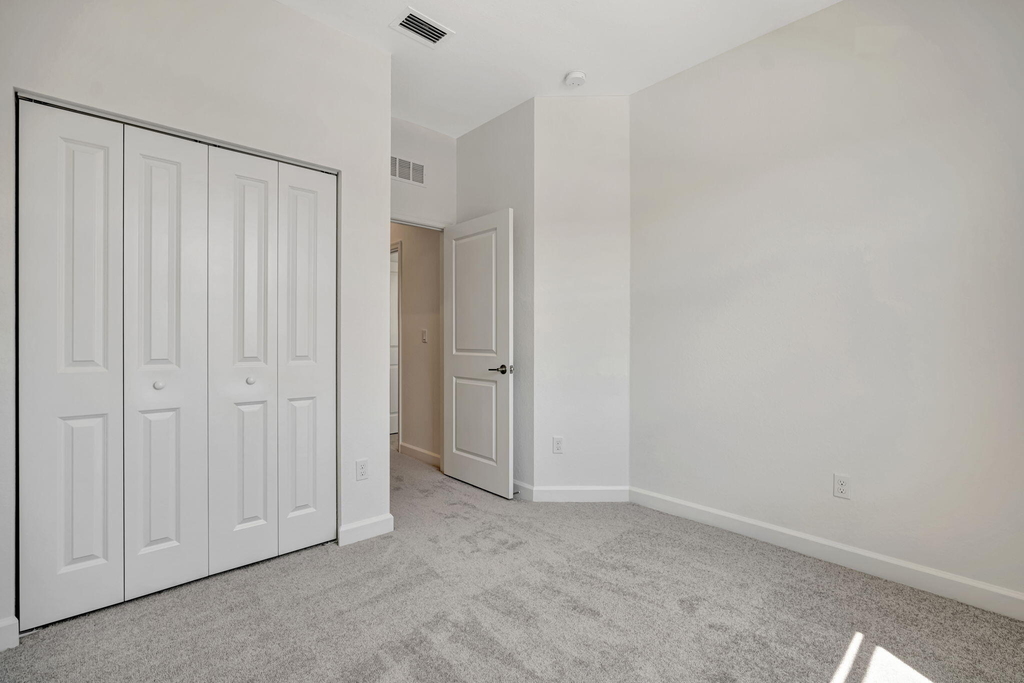 539 Se Rivergrass Street - Photo 23