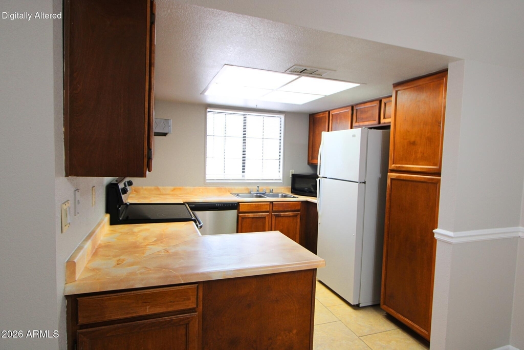 925 N College Avenue - Photo 4