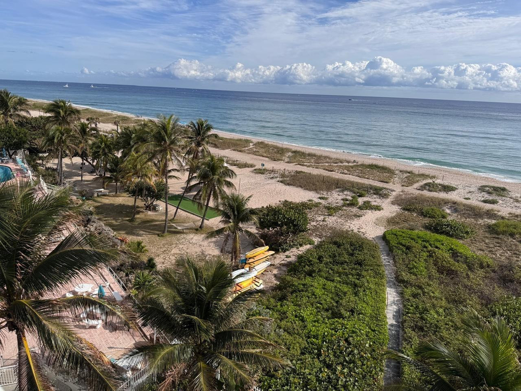 704 N Ocean Boulevard - Photo 2