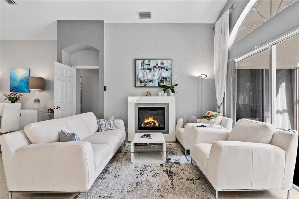 15151 Banbury Way - Photo 12