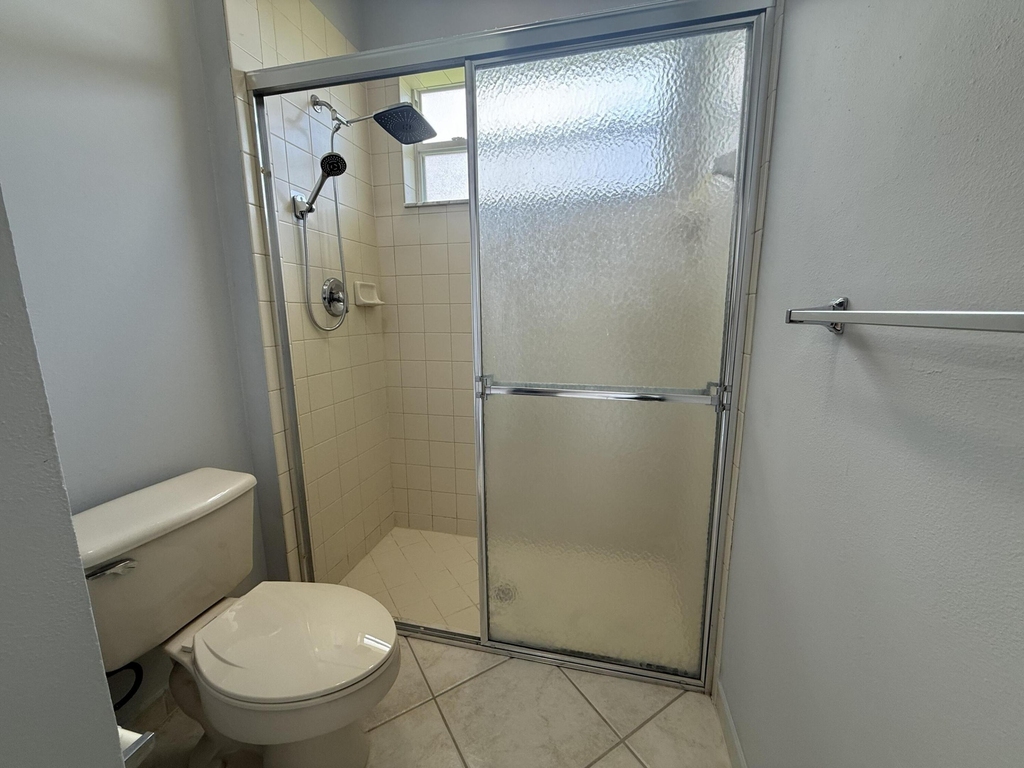 9084 Silver Glen Way - Photo 15
