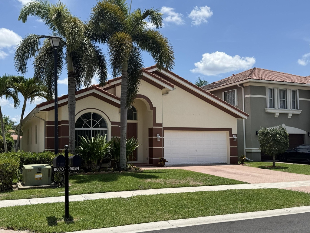 9084 Silver Glen Way - Photo 2