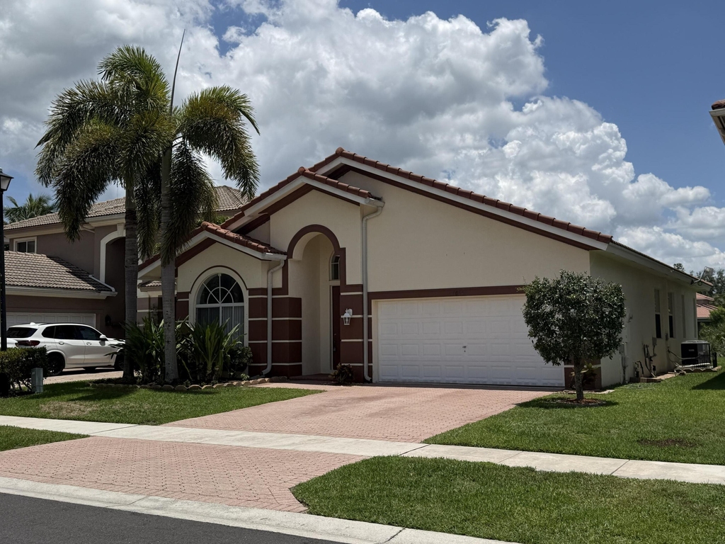 9084 Silver Glen Way - Photo 1