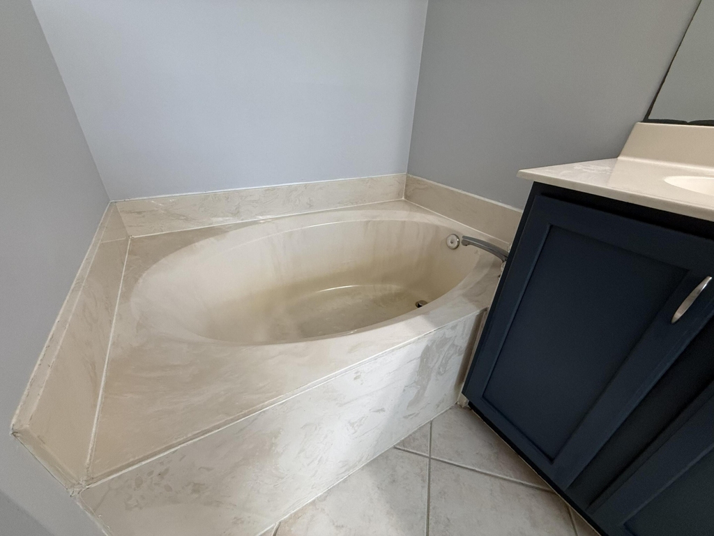 9084 Silver Glen Way - Photo 16