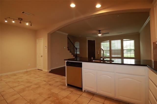 913 Shelby Lane - Photo 7