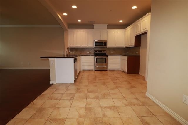 913 Shelby Lane - Photo 6