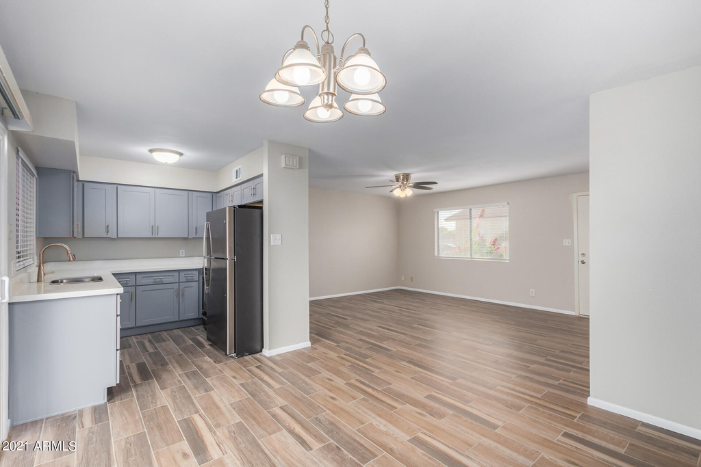 2612 E Lemon Street - Photo 8
