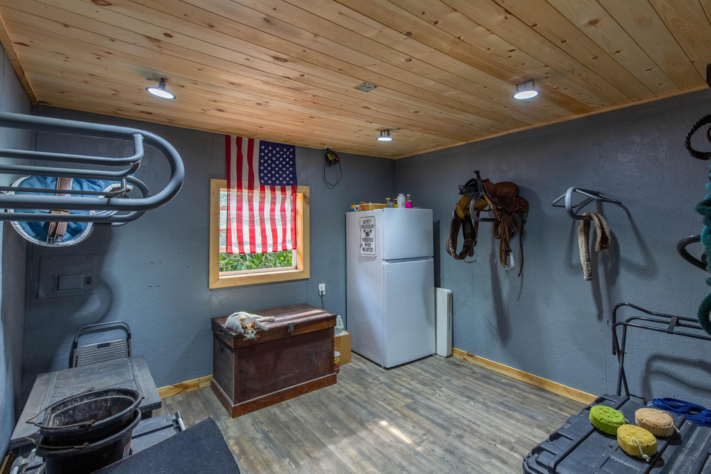 844 Arabian Drive - Photo 13