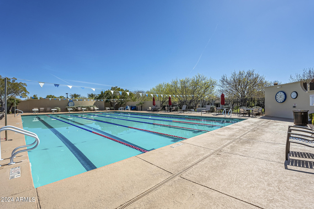 21080 W Almeria Road - Photo 54
