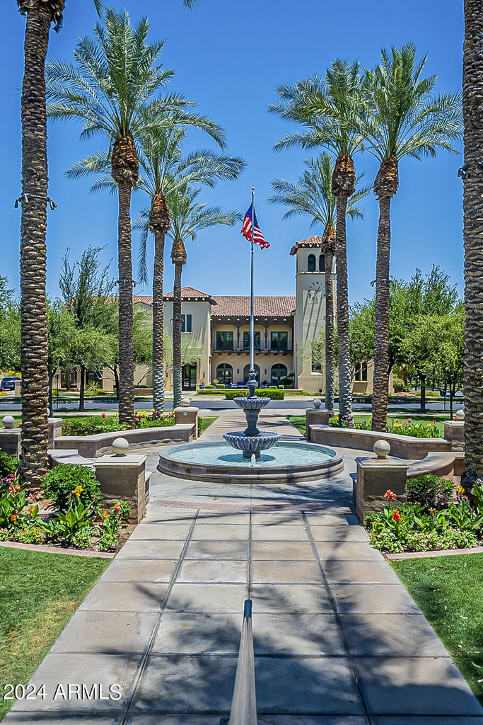21080 W Almeria Road - Photo 30