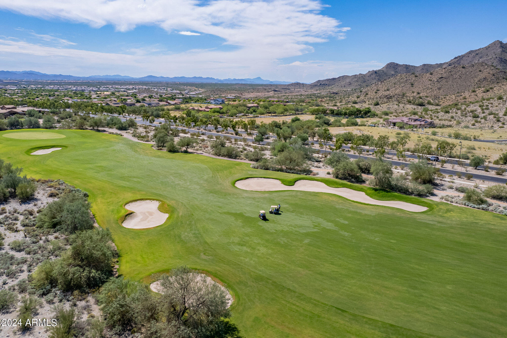 21080 W Almeria Road - Photo 34