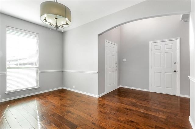 504 Connemara Court - Photo 12