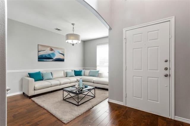 504 Connemara Court - Photo 3
