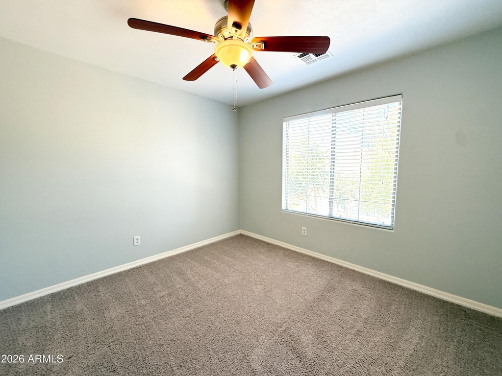 3998 W Roundabout Circle - Photo 16