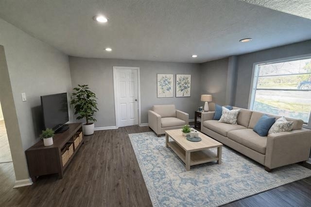 430 E Parnell Street - Photo 4