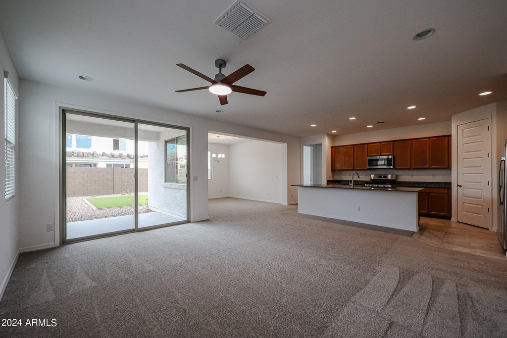 8752 W Medlock Drive - Photo 8