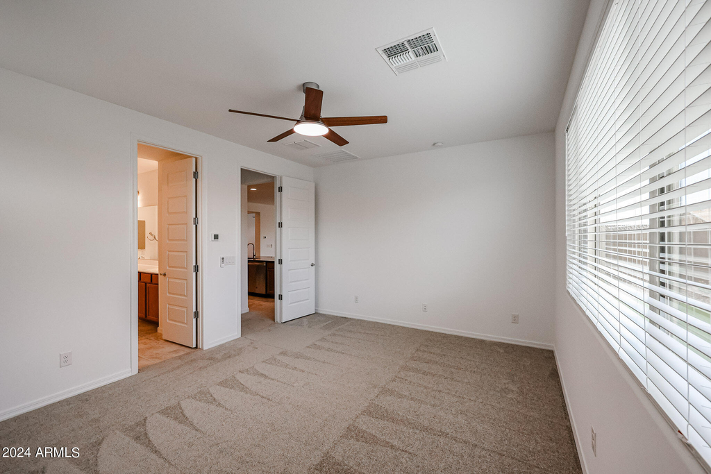8752 W Medlock Drive - Photo 16