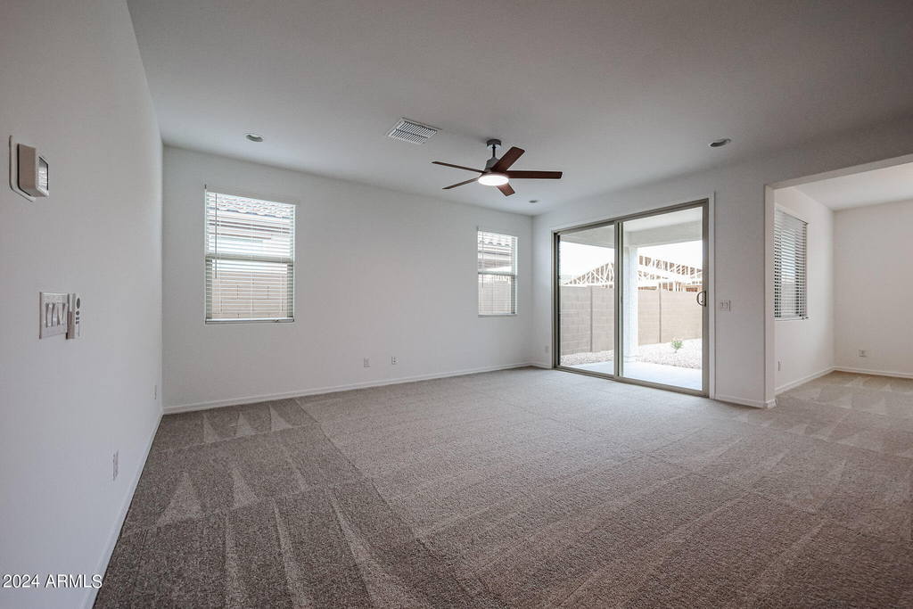 8752 W Medlock Drive - Photo 11