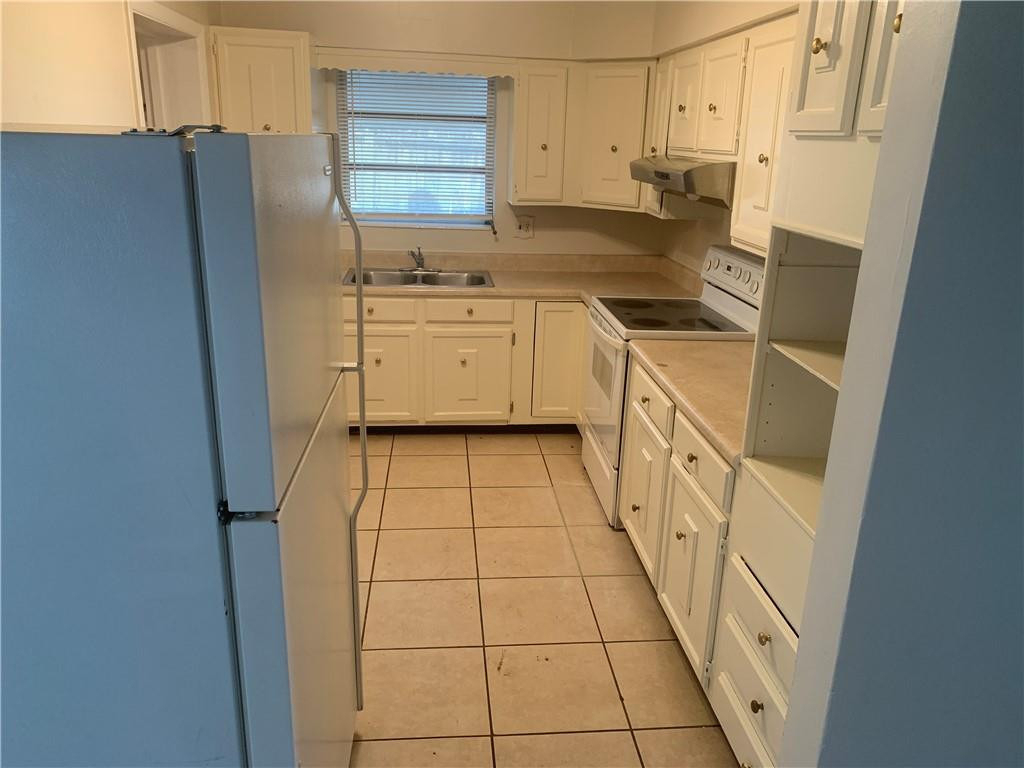 6410 Coolidge Street - Photo 2