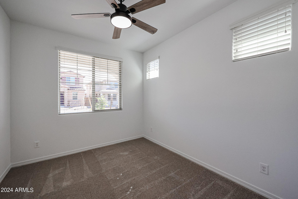 9028 W Georgia Avenue - Photo 9
