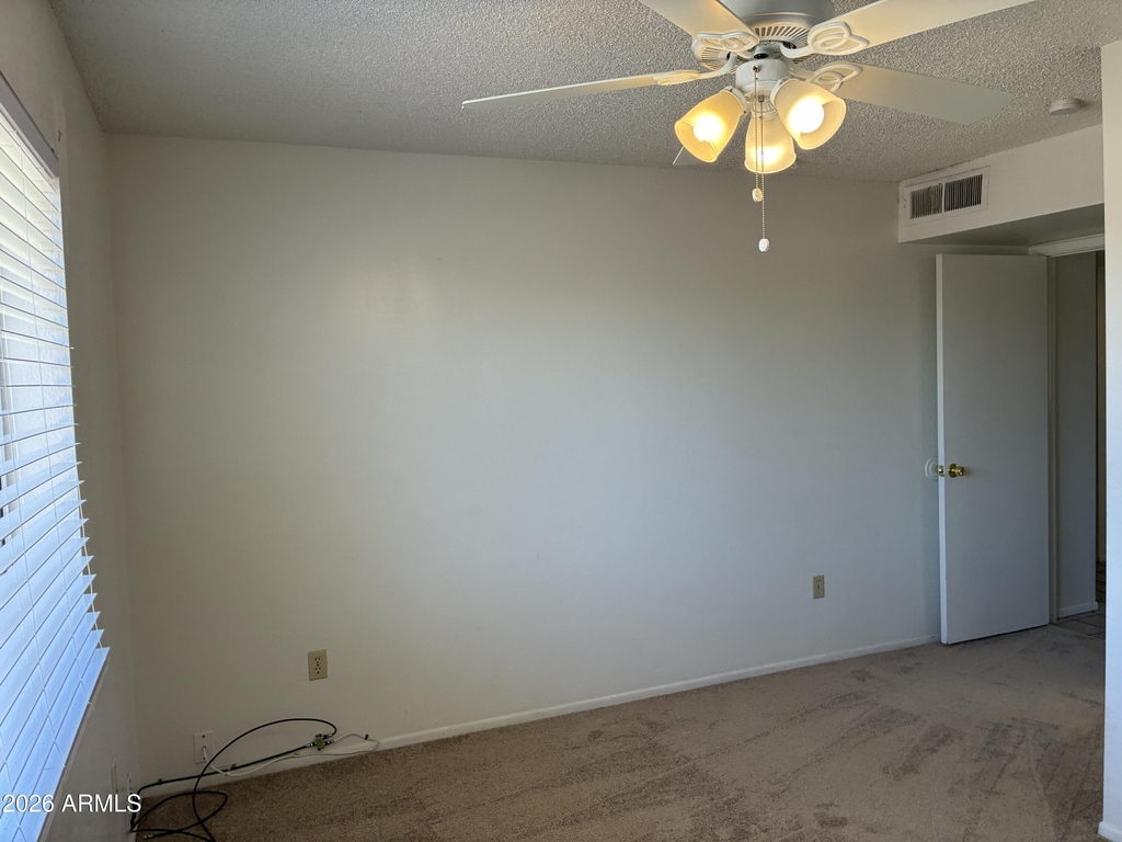 5915 W Tierra Buena Lane - Photo 14