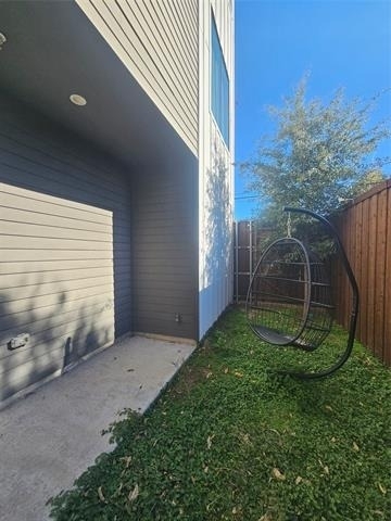 2139 Mail Avenue - Photo 1