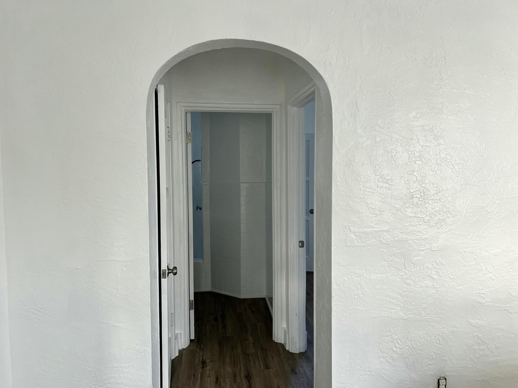 1739 Moffett Street - Photo 7
