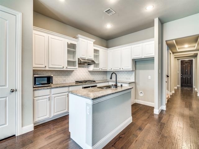 2156 Bailey Street - Photo 8