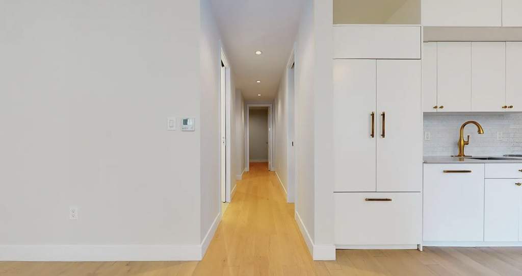 448 Broome Street - Photo 8