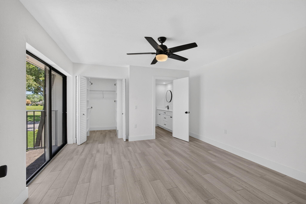 2101 21st Way - Photo 12