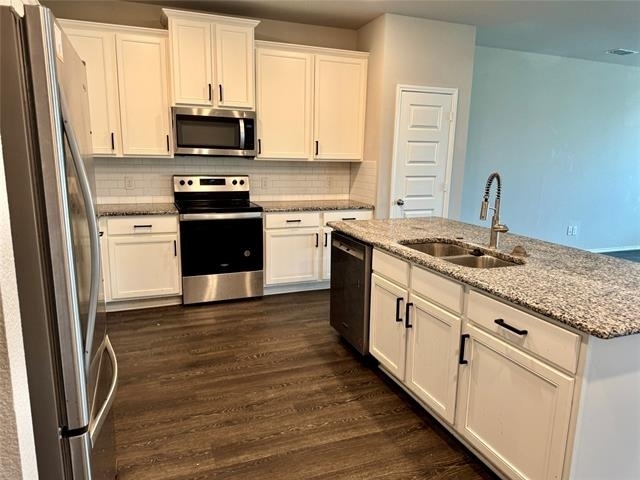 3936 Bellingham Lane - Photo 7