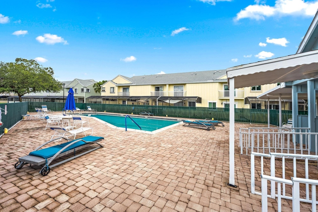 6158 Riverwalk Lane - Photo 18