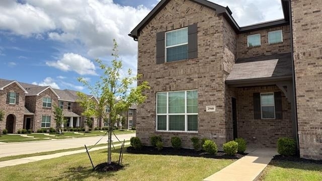 2940 Bluets Drive - Photo 0