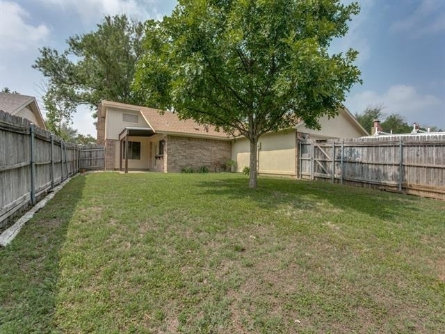 1607 Glenhill Lane - Photo 11