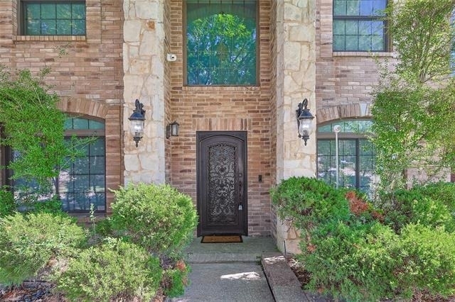 1088 Pondview Drive - Photo 8