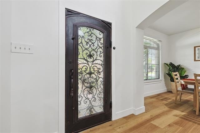 1088 Pondview Drive - Photo 9