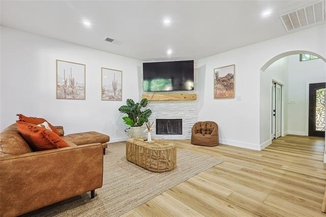 1088 Pondview Drive - Photo 12