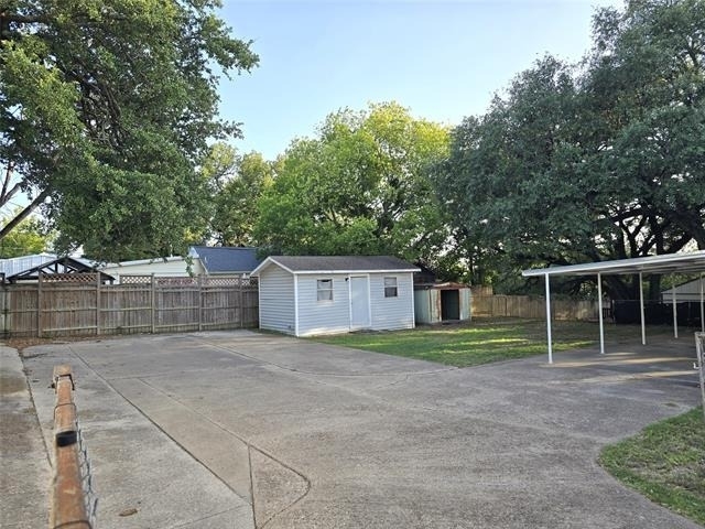 604 E 4th Street - Photo 21