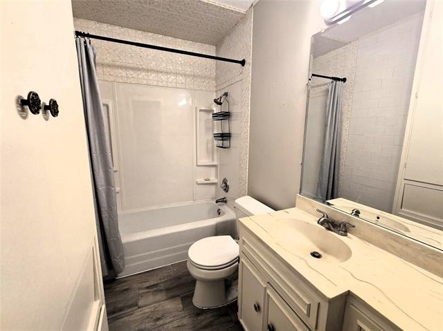 604 E 4th Street - Photo 14